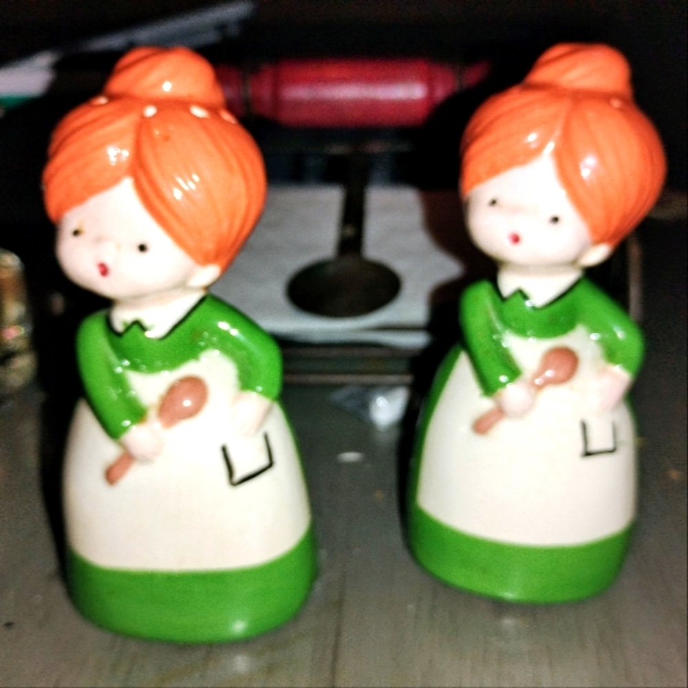 Orange and Green Salt And Pepper Figurines